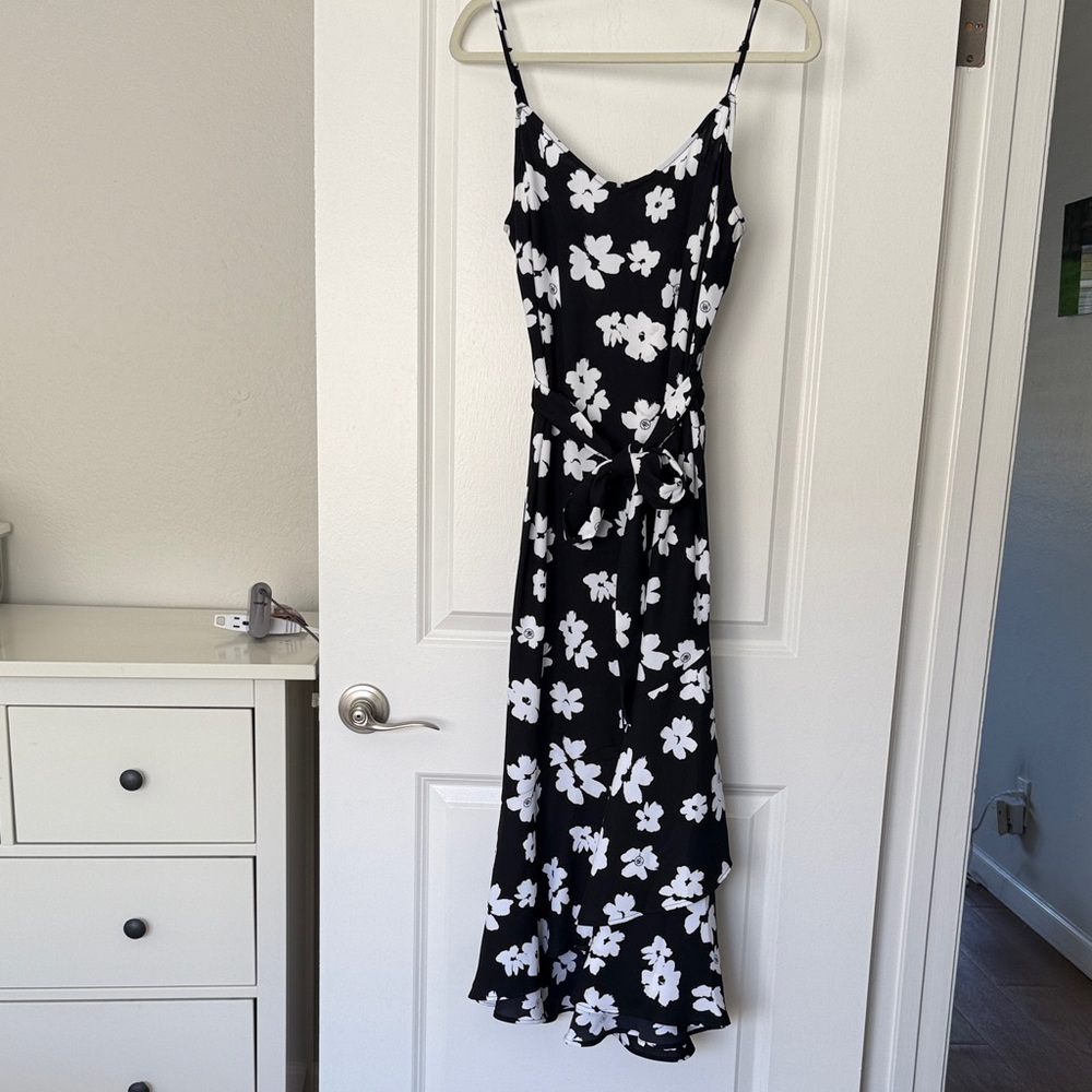 Karl Lagerfeld Floral Black and White Women's Dress